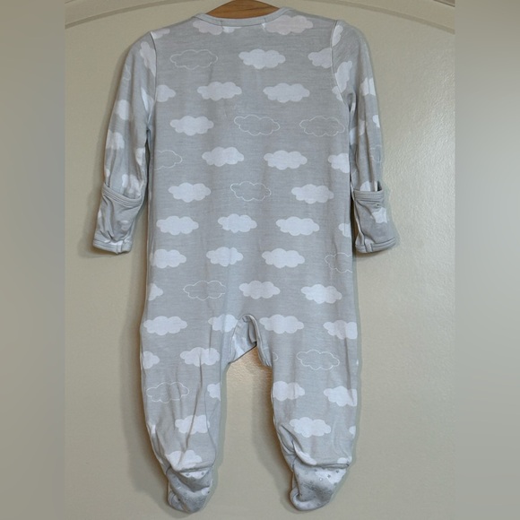 Set of 3 Angel Dear Bamboo Footie and 2 Gowns - Picture 8 of 16